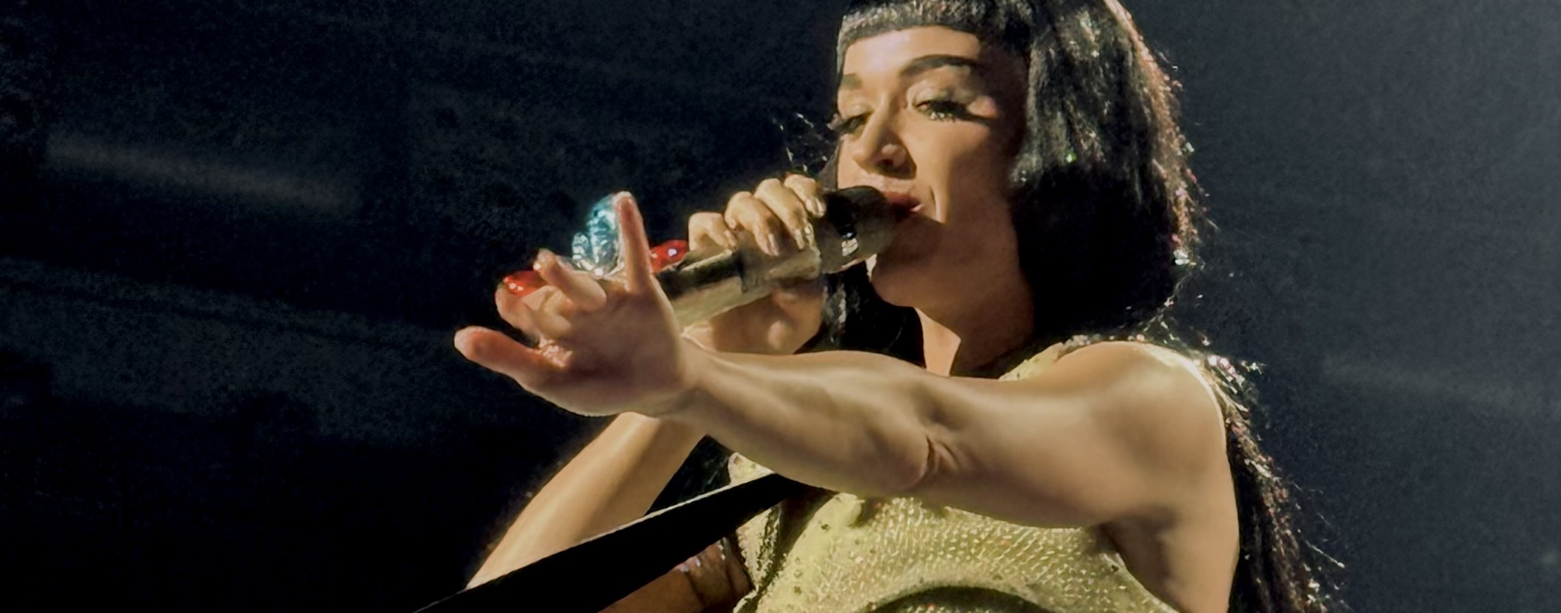 Katy Perry’s “Lifetimes Tour” Lights Up Birmingham